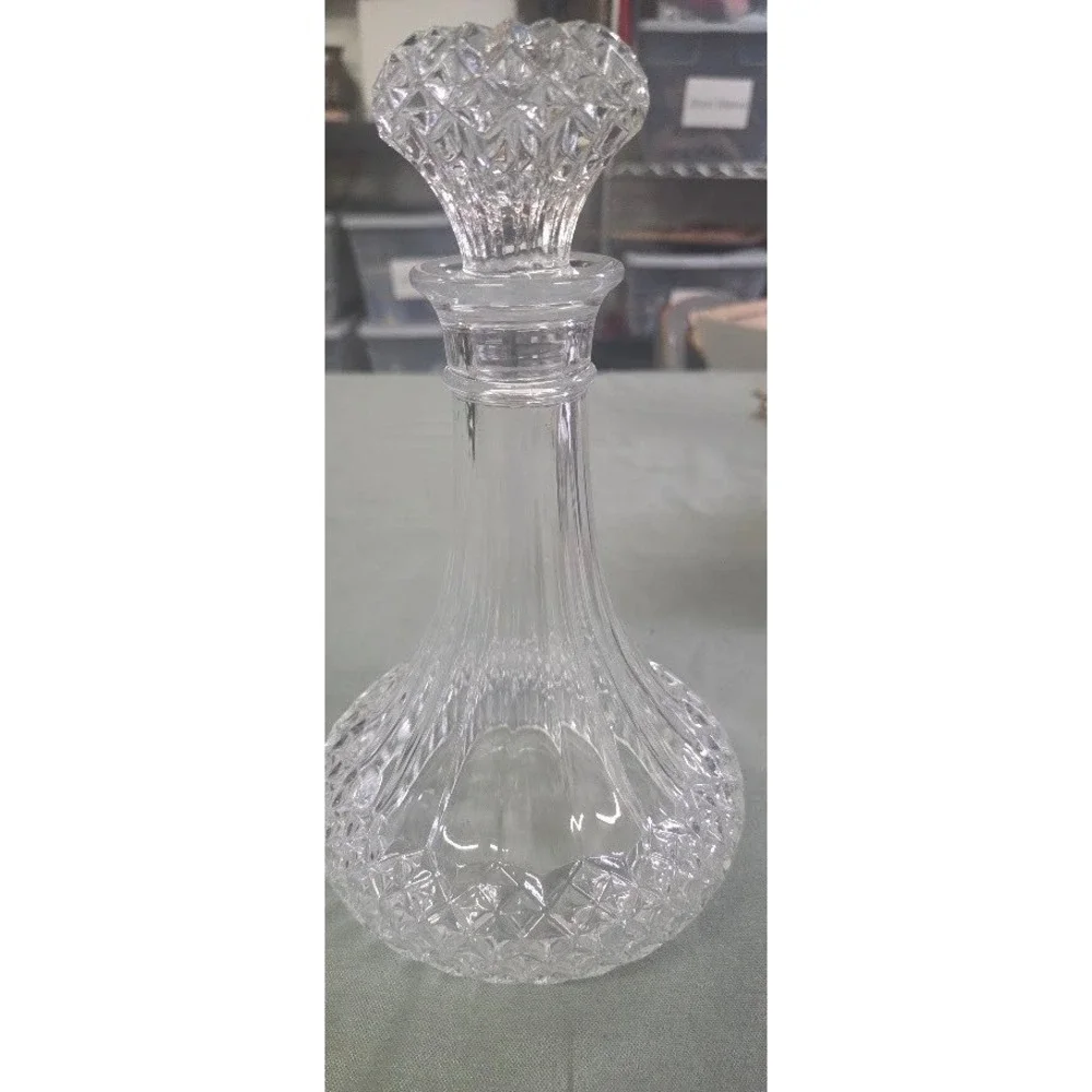 Vintage  Crystal D'Arques Wine Decanter with Stopper Diamond Pattern 9.5 Inch